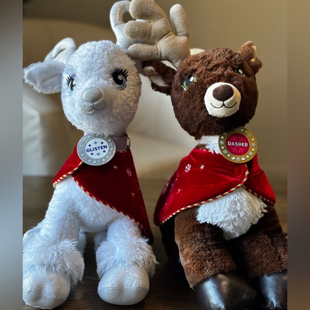 Build-A-Bear Dasher &‎ Glisten  Reindeer – Holiday Collection Perfect Gift